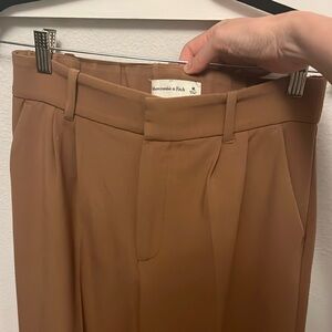 Abercrombie & Fitch trouser pants